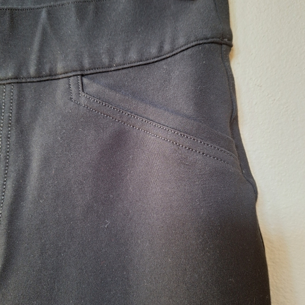 SPANX The Perfect Pant Ankle. Black. Womens size S - Picture 4 of 7
